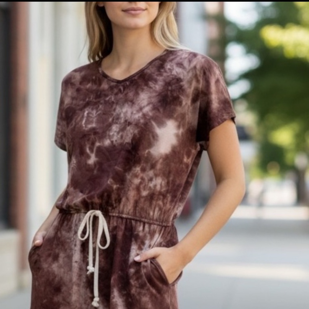 NEW• Coeur De Vague Cabernet Tie Dye Romper With Pockets•1X
